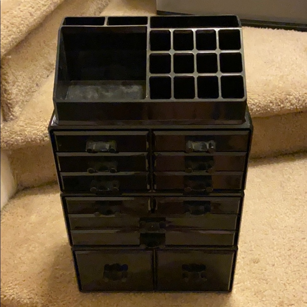 Black Acrylic Makeup Storage